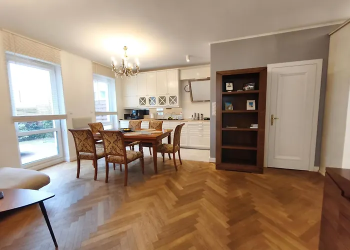 Calm Garden Near Warsaw Apartmán Jozefoslaw